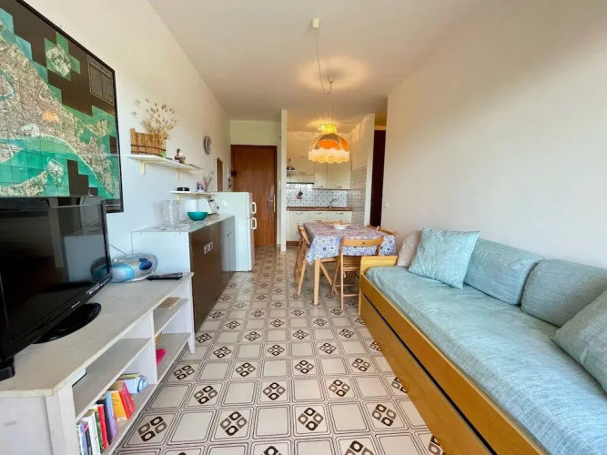 Comfortable Beachfront Apartment