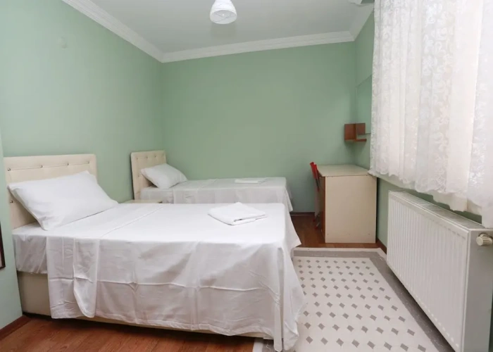 2 Bedrooms Apartment