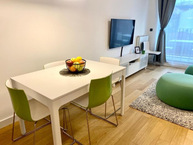 1 Bedroom Apartment