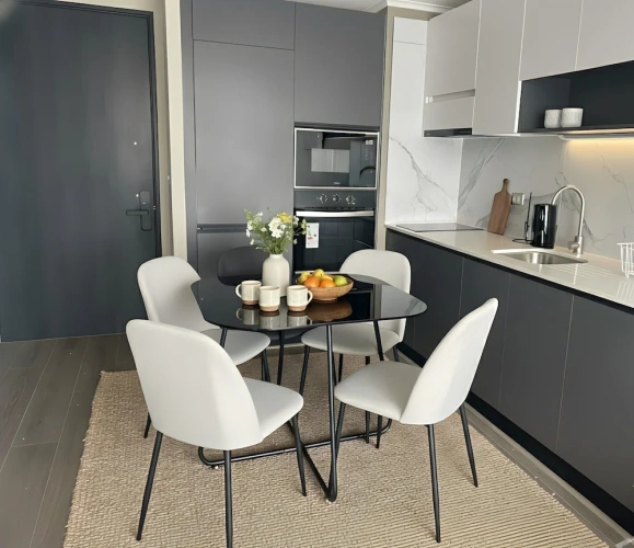 1 Bedroom Apartment with balcony