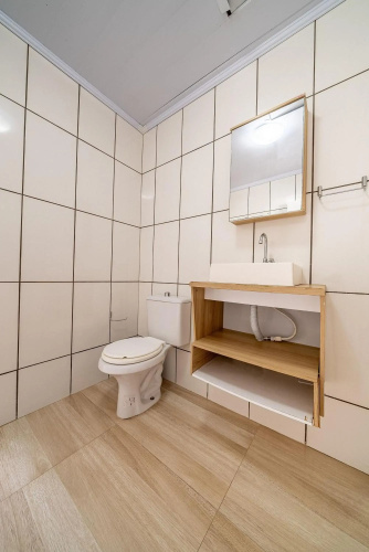021 - Lindo Residencial com Piscina e Jacuzzi em Bombas
