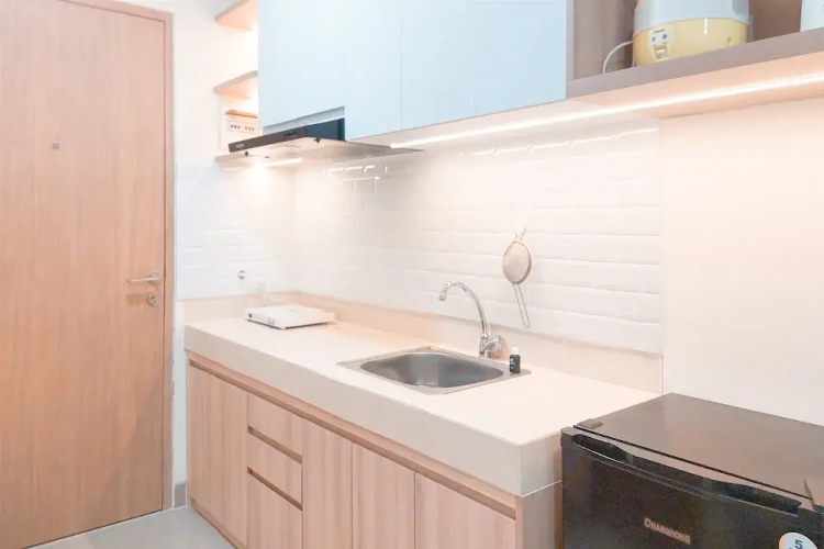 Good Place And Relaxing Studio Apartment At B Residence