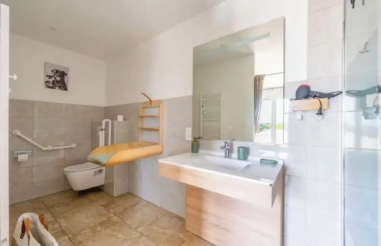 Deluxe Double room with pool view