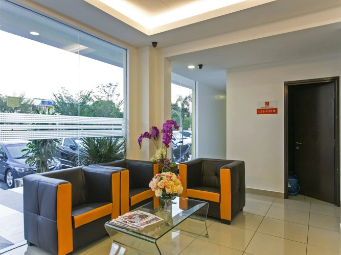 OYO 286 Uptown Hotel