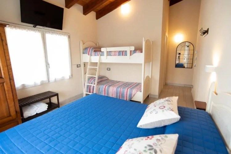 Standard Quadruple room