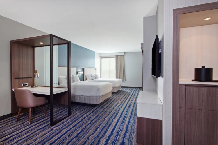 Quadruple Suite