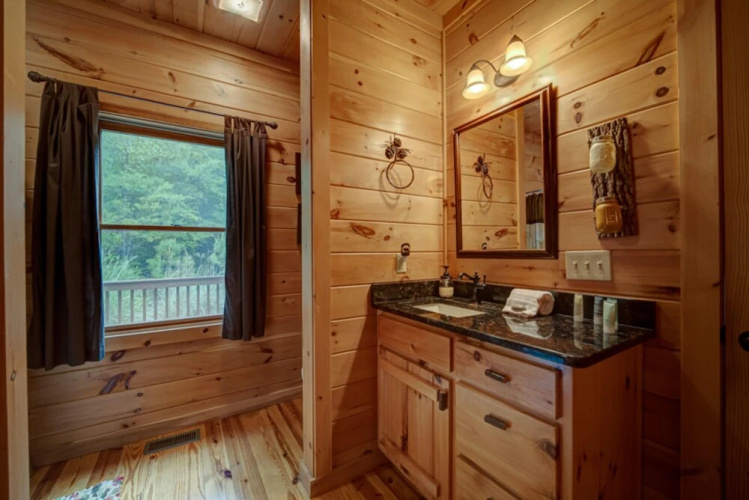 Wolf Mountain Hideaway by Escape to Blue Ridge