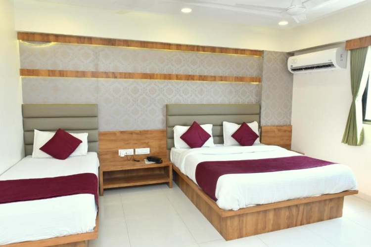 Classic Triple room