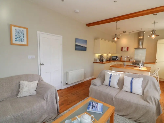 1 Bailey's Cottage