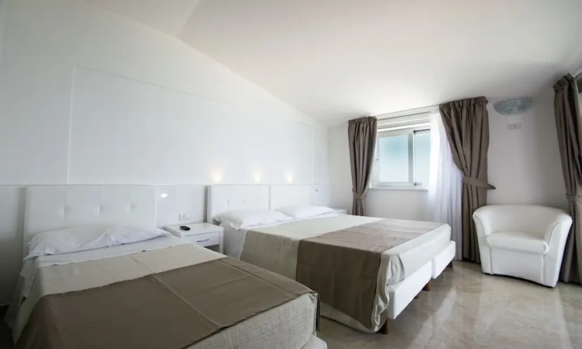 Standard room with balcony and with view