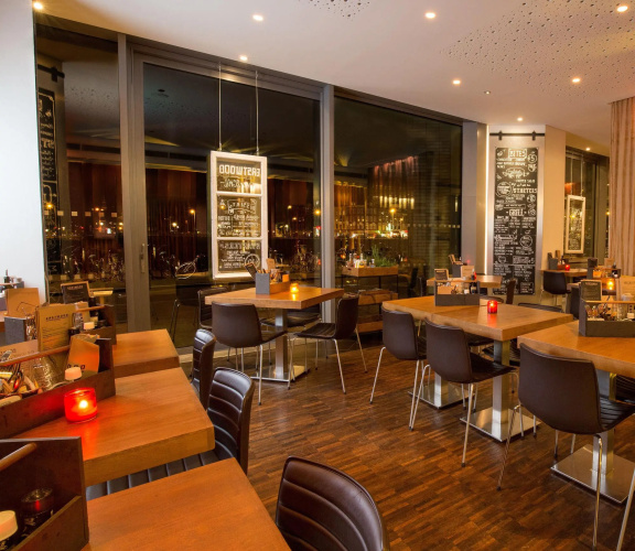 DoubleTree by Hilton Amsterdam Centraal Station photo 30