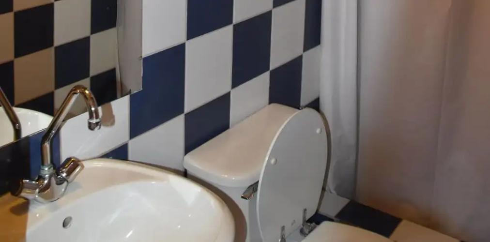 Hostal La Florida - Hostel
