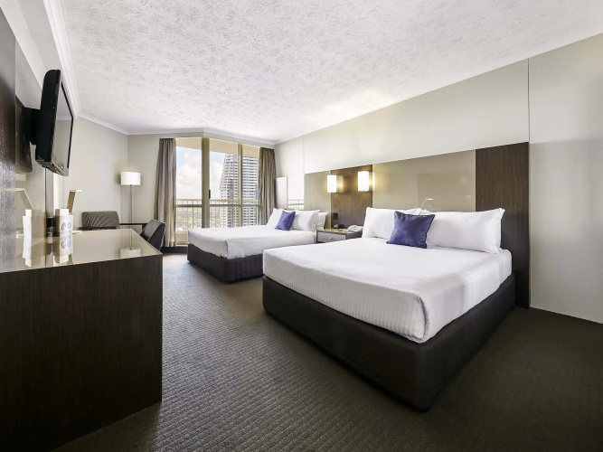 Novotel Surfers Paradise