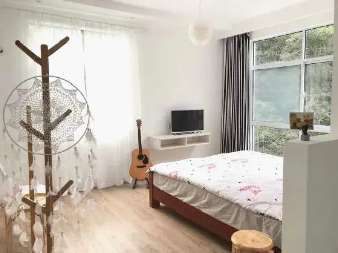 Chunmian Music Hostel
