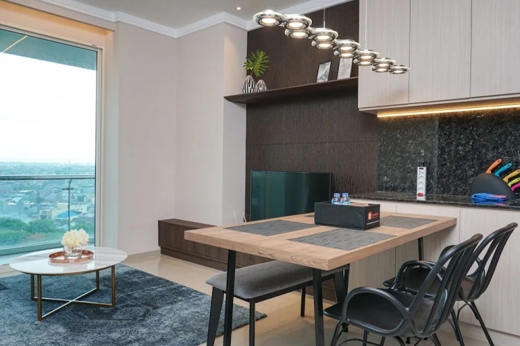 Elegant 2Br Citralake Suites Apartment