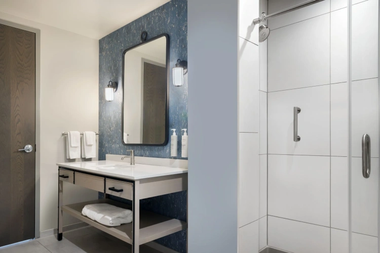 2 Bedrooms Suite
