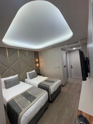 Standard Double room with city view
