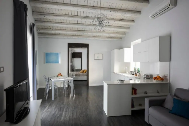1 Bedroom Cottage