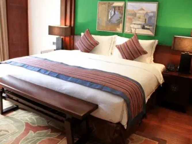 Snow Sands Grand Hotel
