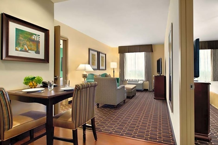 2 Bedrooms Double Suite