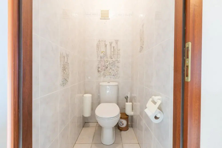 Flat With Frontal sea Views and Parking