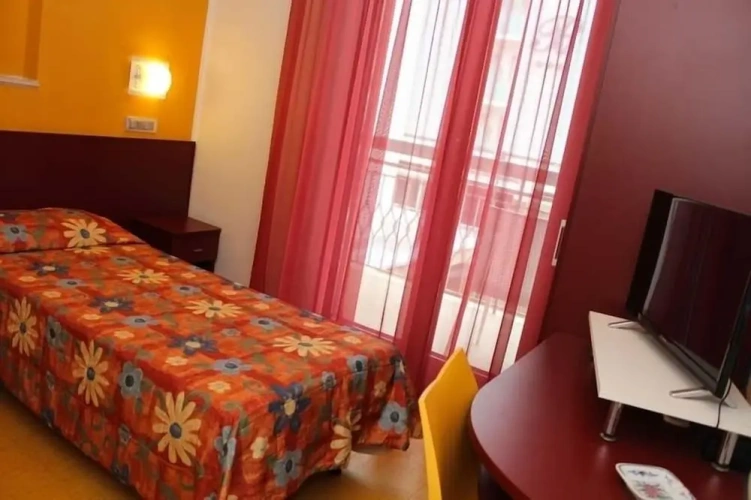 Classic Single room