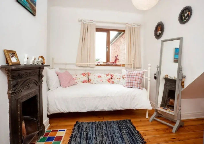 3 Bedrooms Cottage