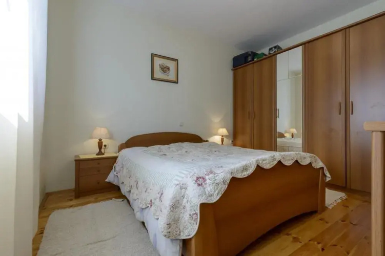 Apartment Petar