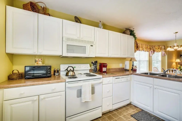 3 Bedrooms Cottage