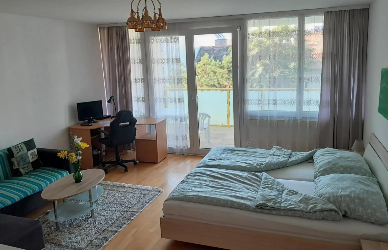 Serviced Apartment with Sunny Balcony