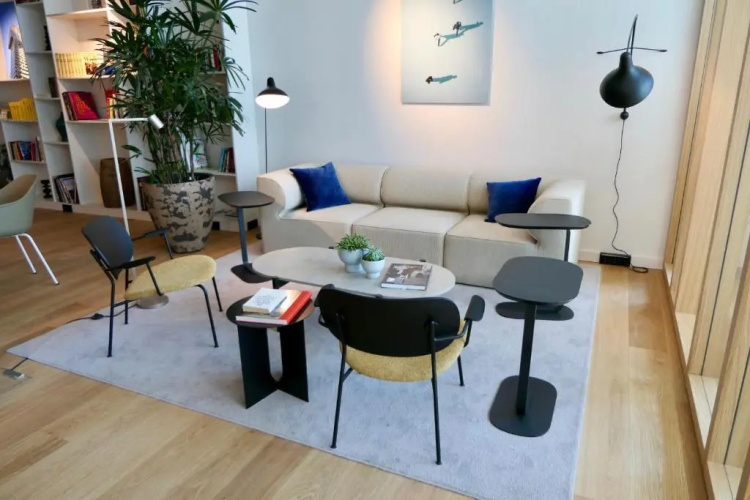 New Luxury apartment overlooking Vienna