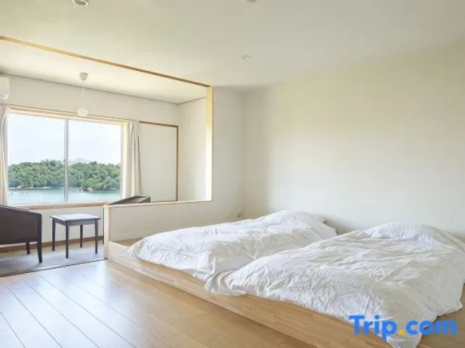 Standard room with ocean view