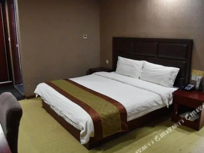 Deluxe Double Suite