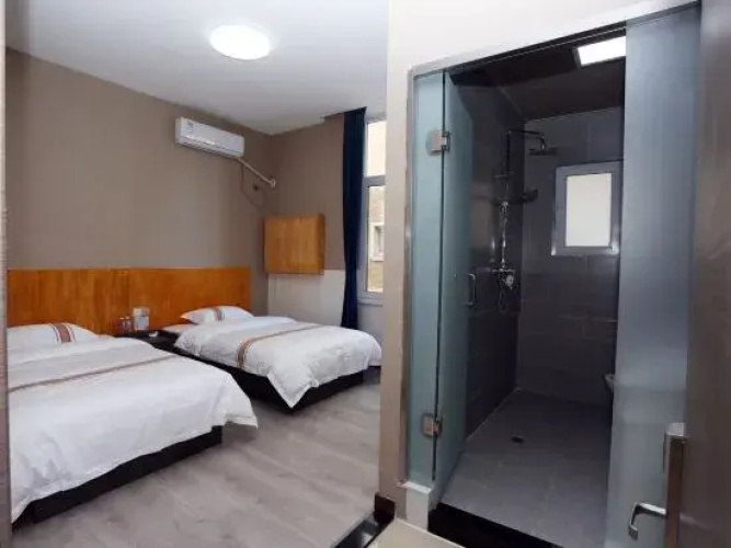 Huagang Hotel