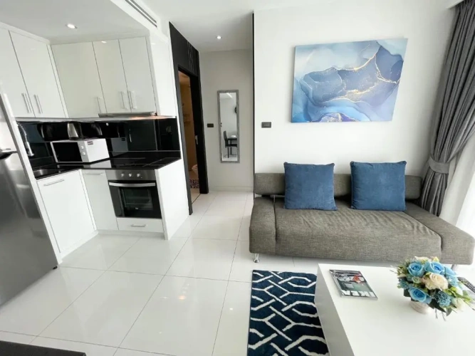 1 Bedroom Apartment