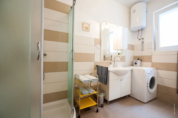 Vera Seaview Apartment