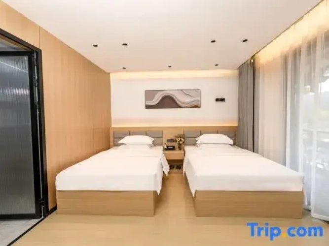 Standard Double Family room with balcony