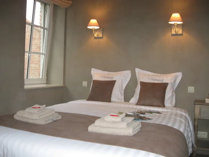 2 Bedrooms Standard Family room