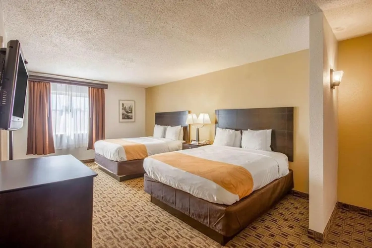 Luxury Quadruple Suite