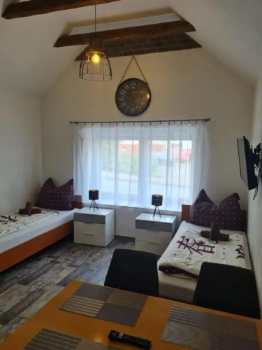 Quadruple Family Suite