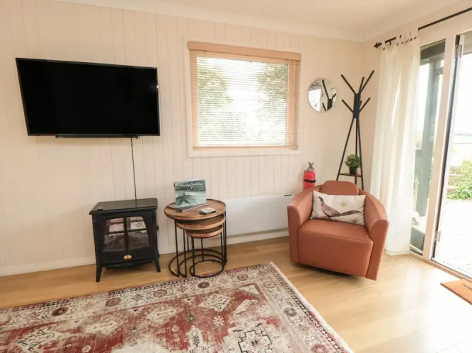 3 Valley View Lodges