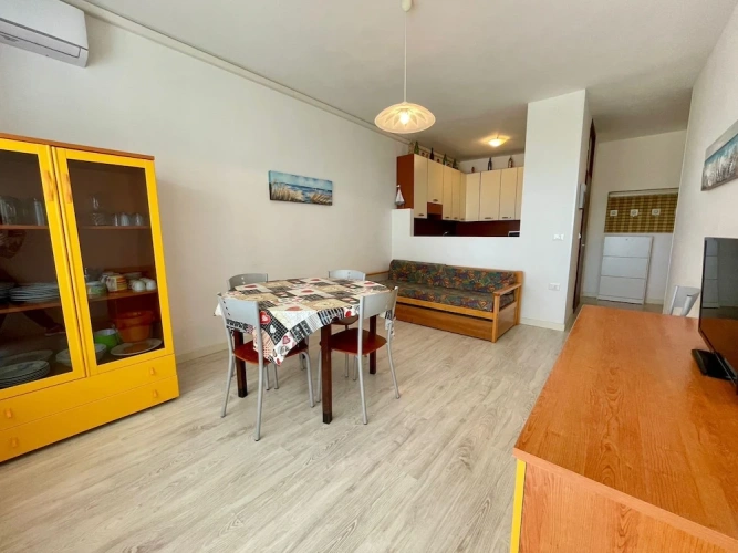 2 Bedrooms Apartment with balcony and with ocean view