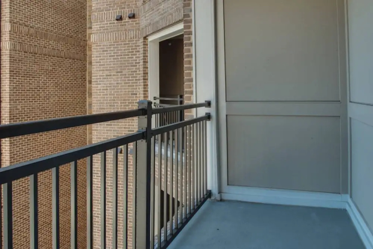 Pristine 1BR Apt In Dilworth