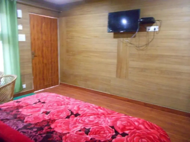 Nandan Kanan Auli Resort