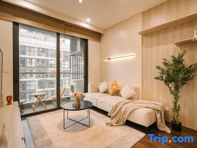 1 Bedroom Deluxe Apartment with city view