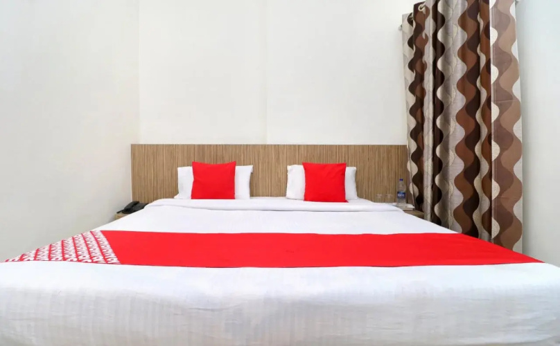 OYO 27669 Harkirat Niwas