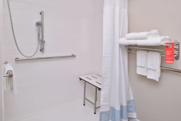 1 Bedroom Suite