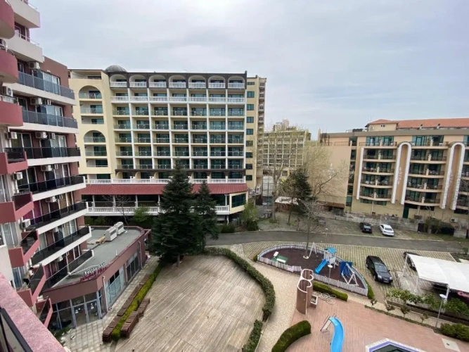 1 Bedroom Apartment