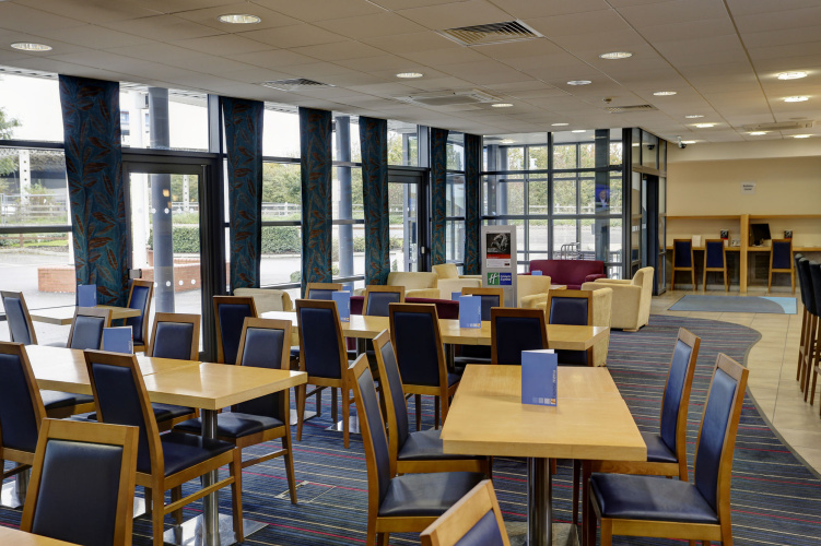 Holiday Inn Express Folkestone - Channel Tunnel photo 16