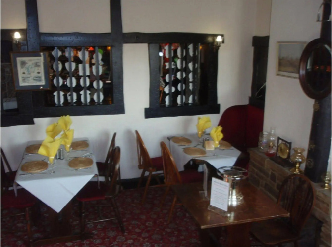 The Mucky Duck Inn